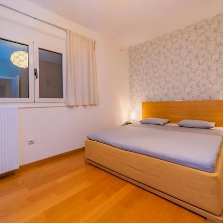 Villa Estella With Pool, Children Area, Bbq & Magnificent Views! Asztéri