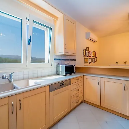 Estella With Pool, Children Area, Bbq & Magnificent Views! * Asztéri