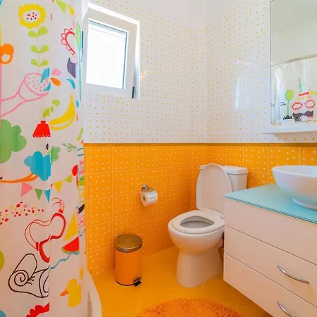 Estella With Pool, Children Area, Bbq & Magnificent Views!