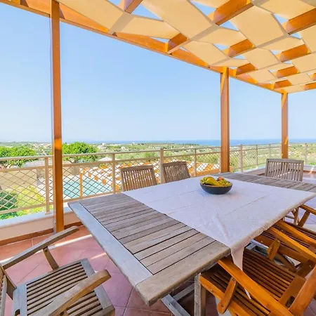 Estella With Pool, Children Area, Bbq & Magnificent Views! Villa