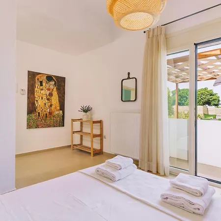 Estella With Pool, Children Area, Bbq & Magnificent Views! Villa